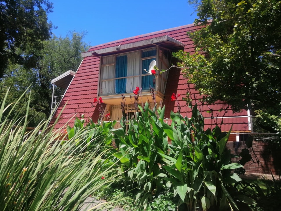 3 Bedroom Property for Sale in Viljoenskroon Rural Free State